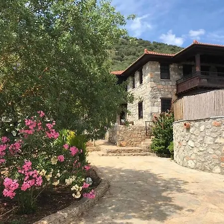 Kayakoy'de Zakkum Villa *